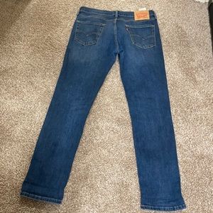 COPY - Levi’s 511- 33W, 32L